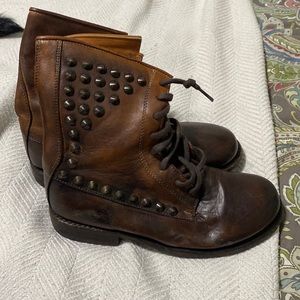 Bed Stu Cobbler Series Studded Distressed Brown Leather Lace Up Boots Size 6.5